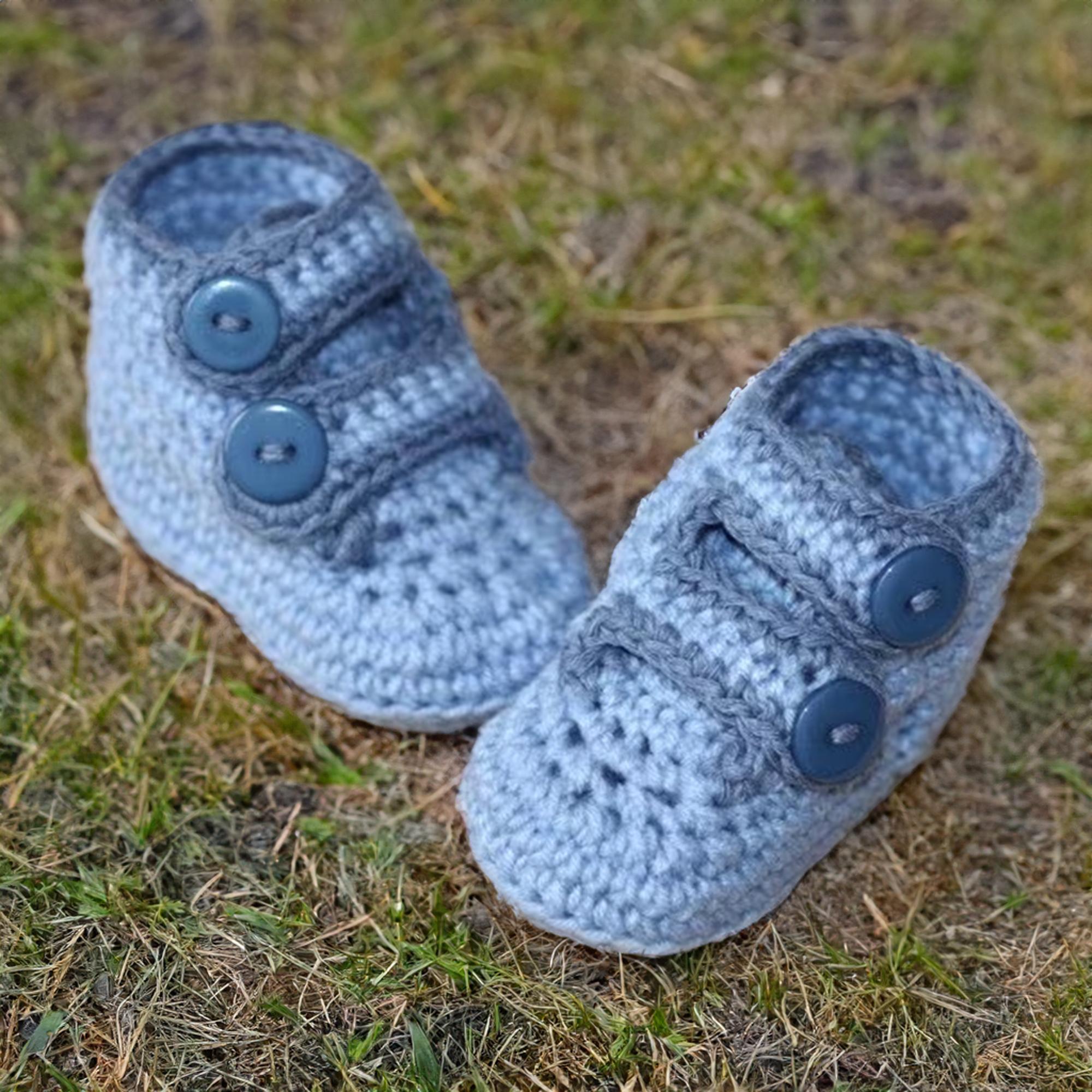 Neapolitan Snuggle Booties