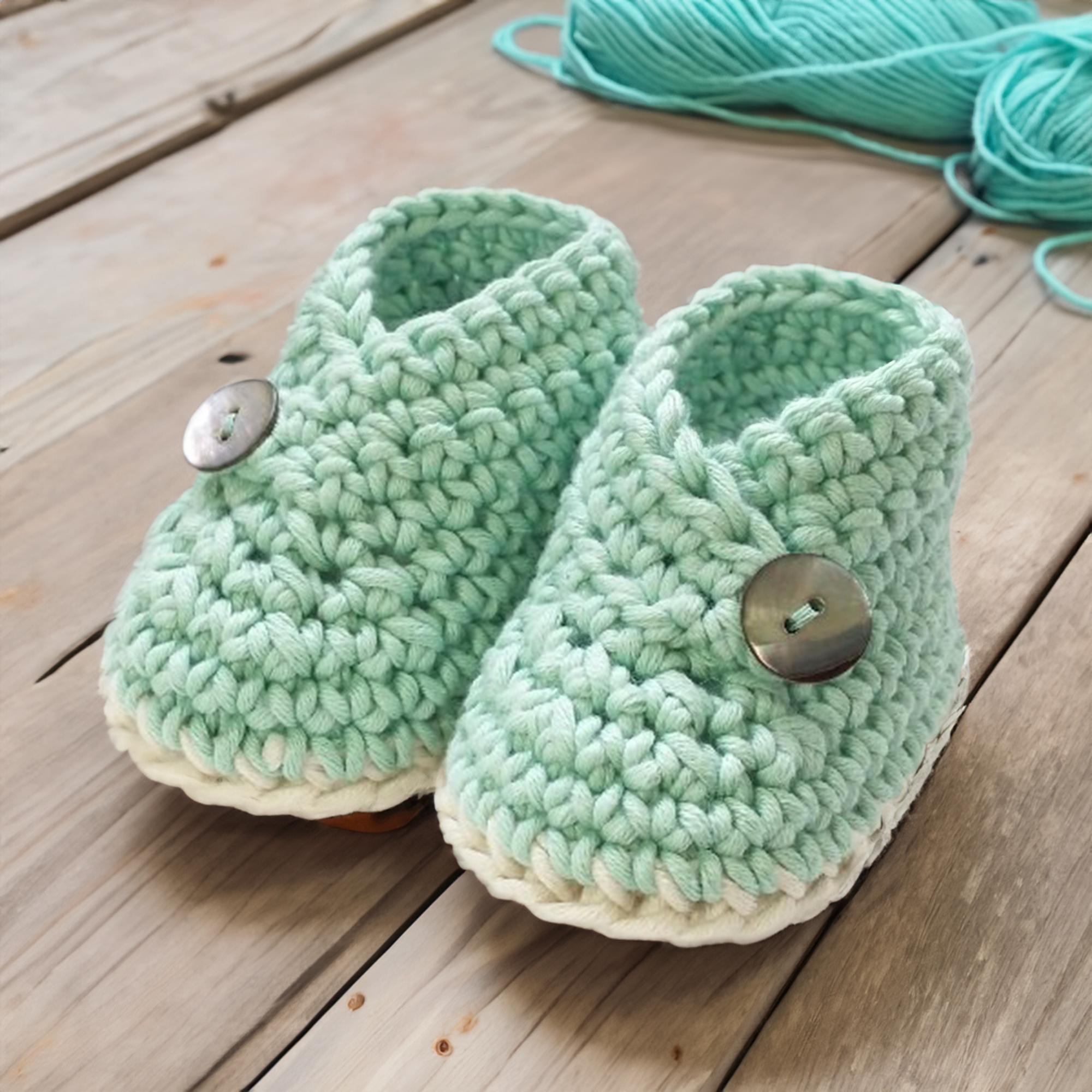 Classic Button Booties MON CROCHET