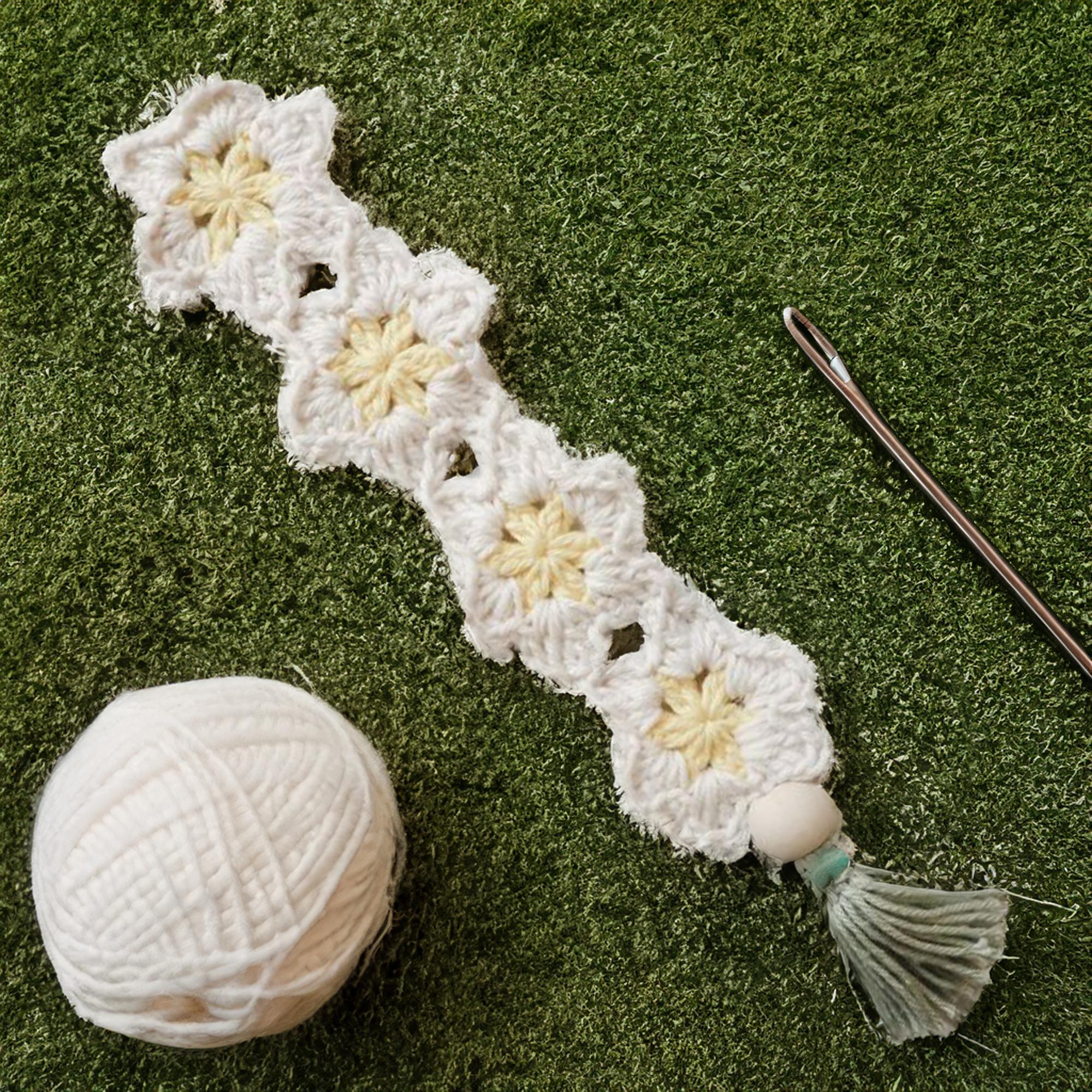 Daisy Chain Bookmark