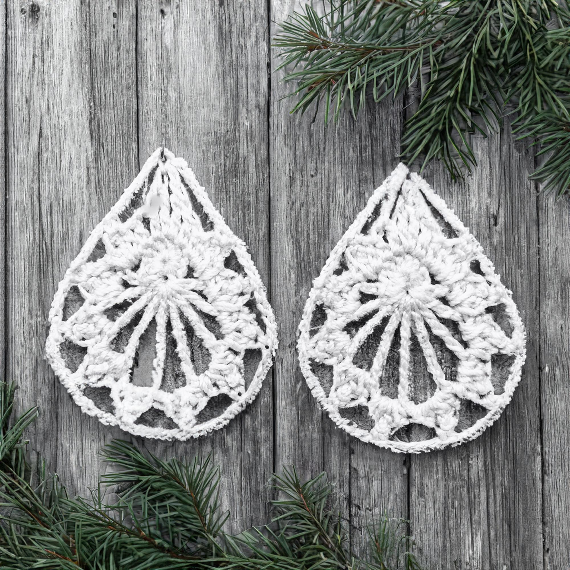 Elegant White Teardrop Earrings