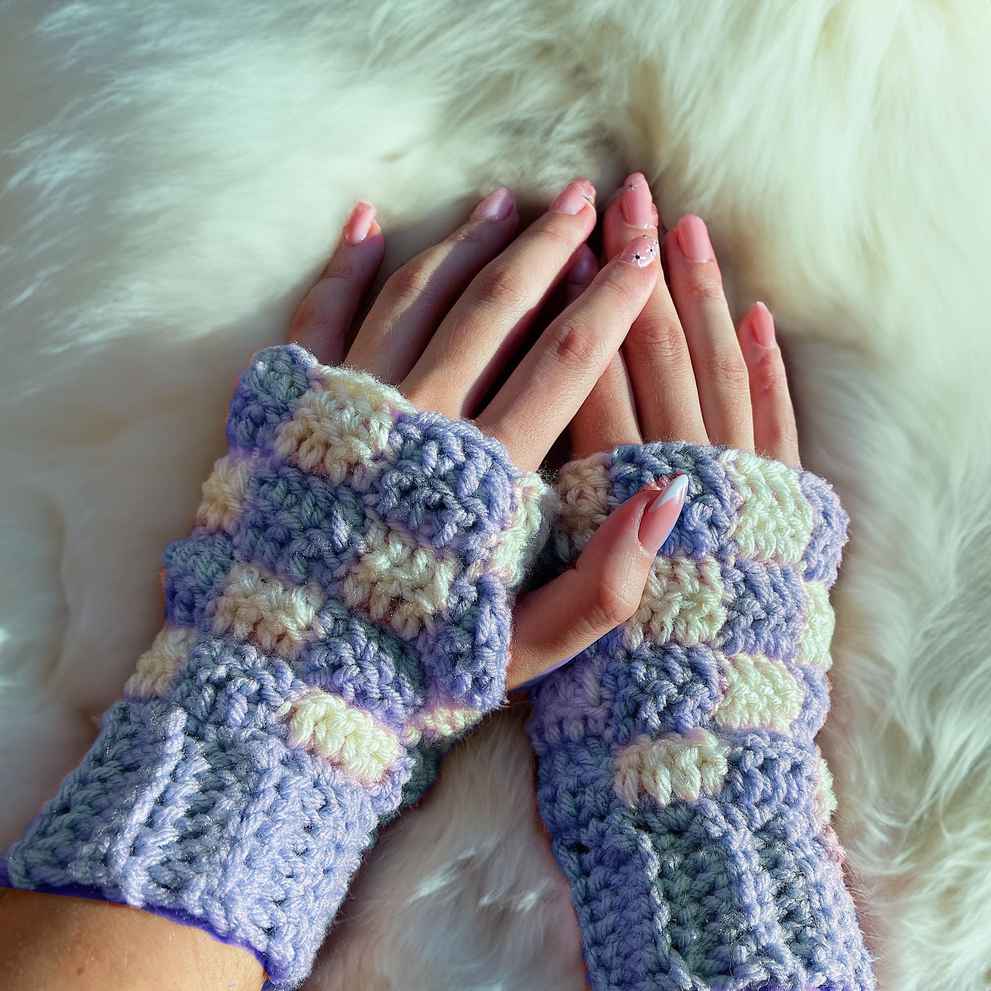 Natural Stripes Fingerless Gloves