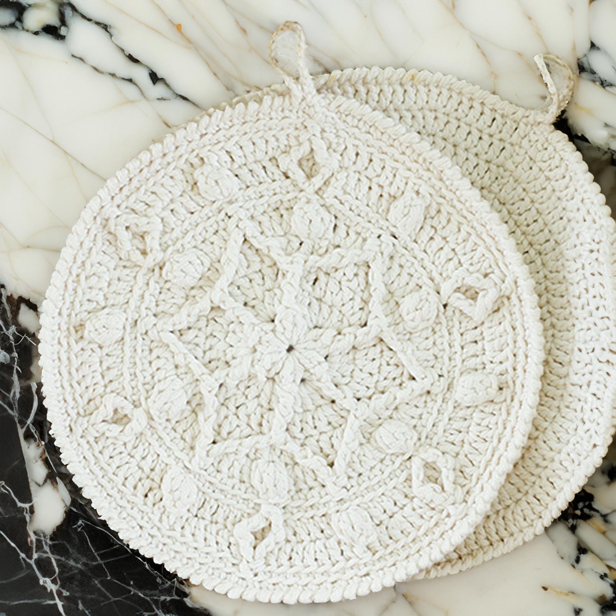 Stellar Puff Round Potholders