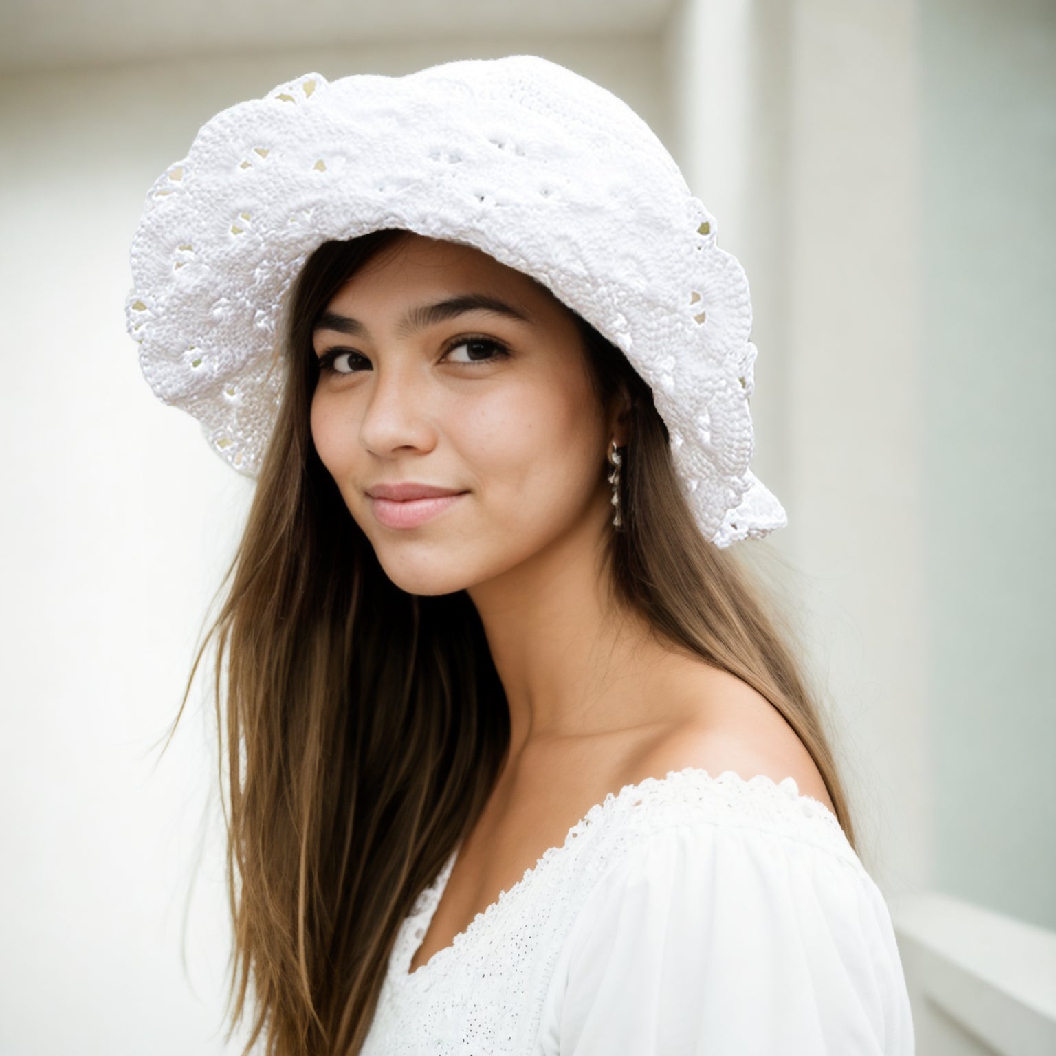 Elegant Daisy Lace Hat