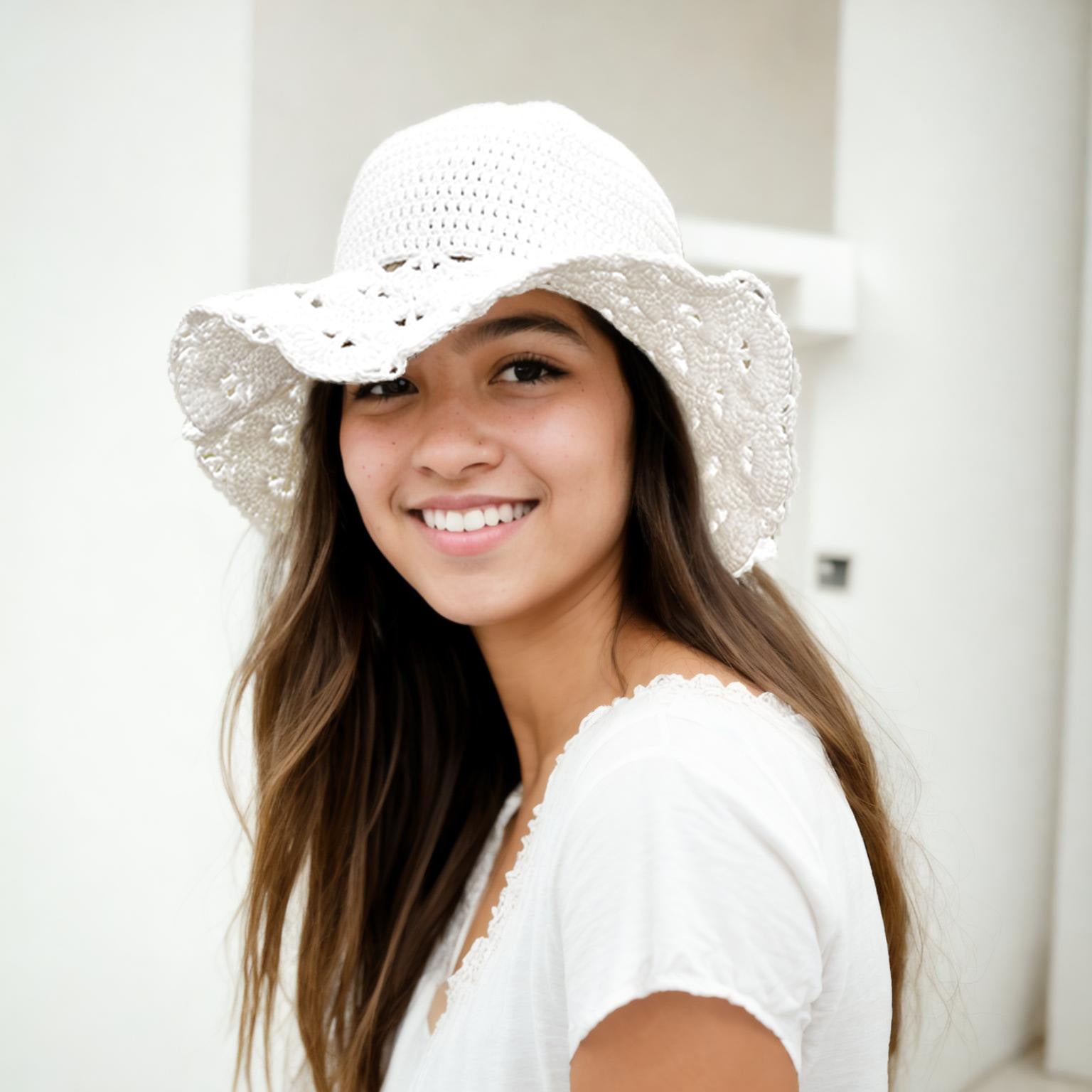 Elegant Daisy Lace Hat