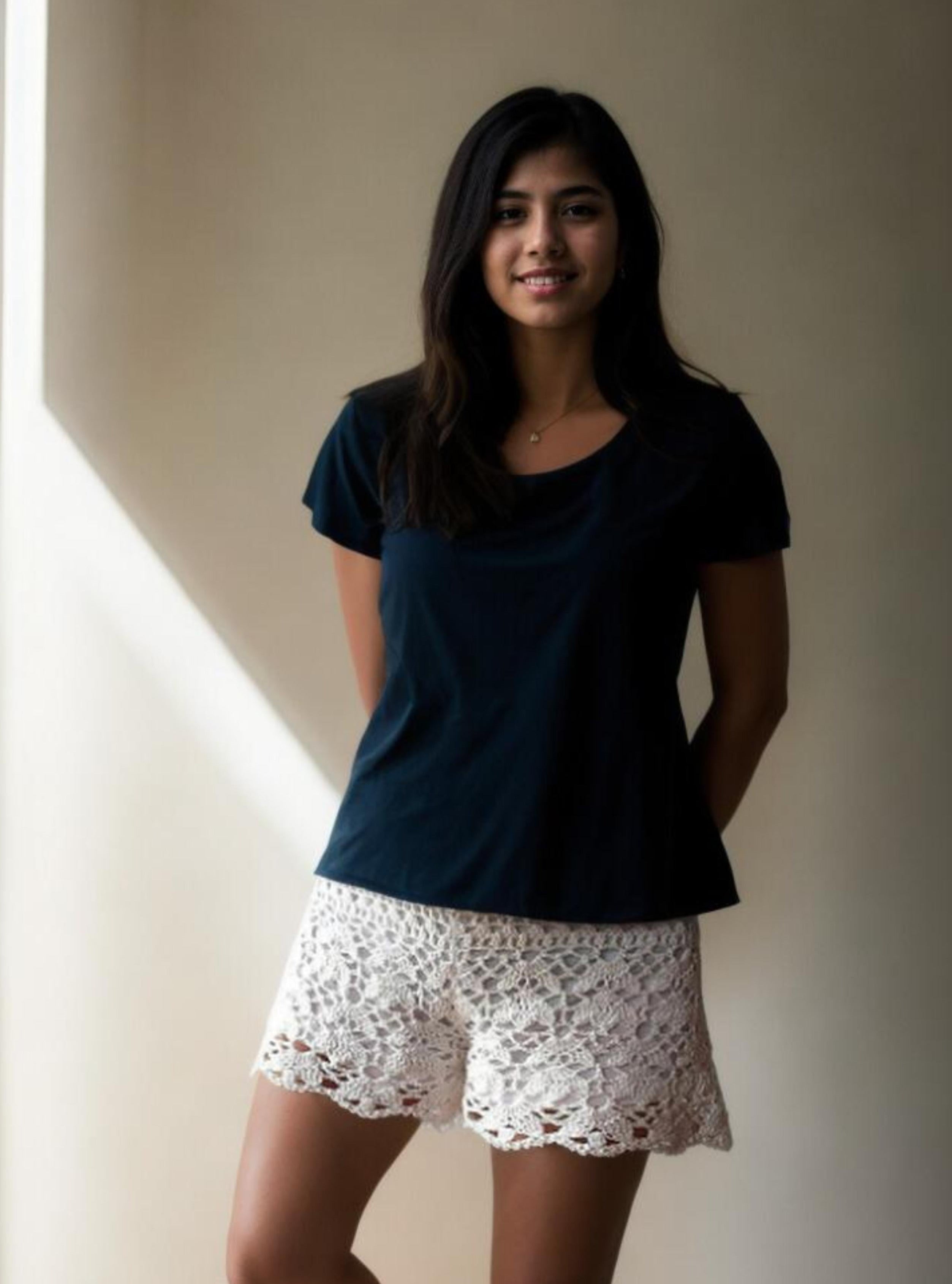 Creamy Daisy Chain Shorts