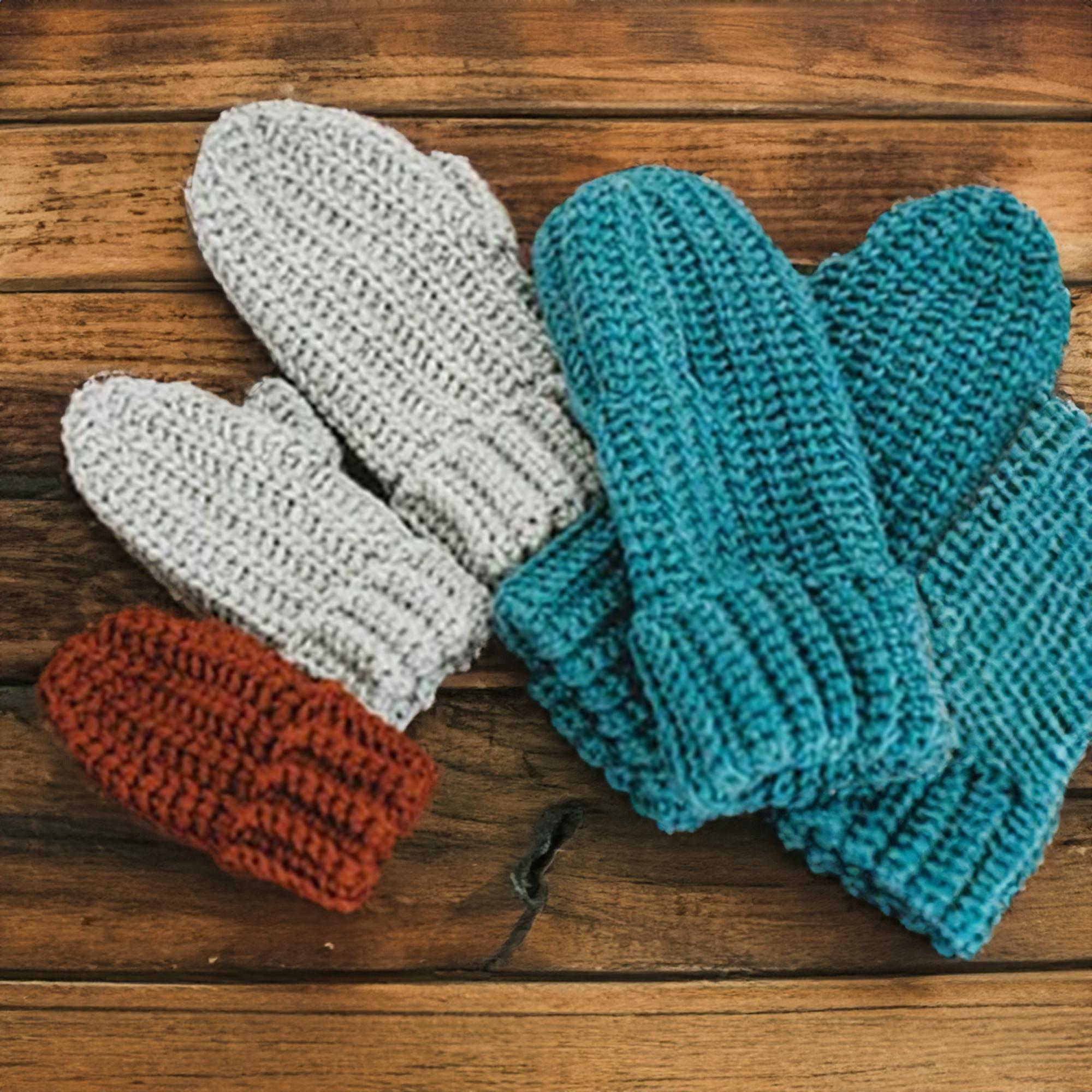 Classic Ribbed Mittens